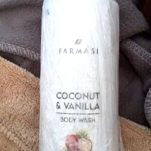 Farmasi Coconut & Vanilla body wash